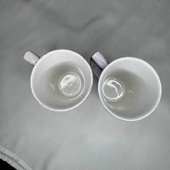 Elegant Vintage porcelain mugs hand painted Purple Grape Design. - Picture 3 of 6